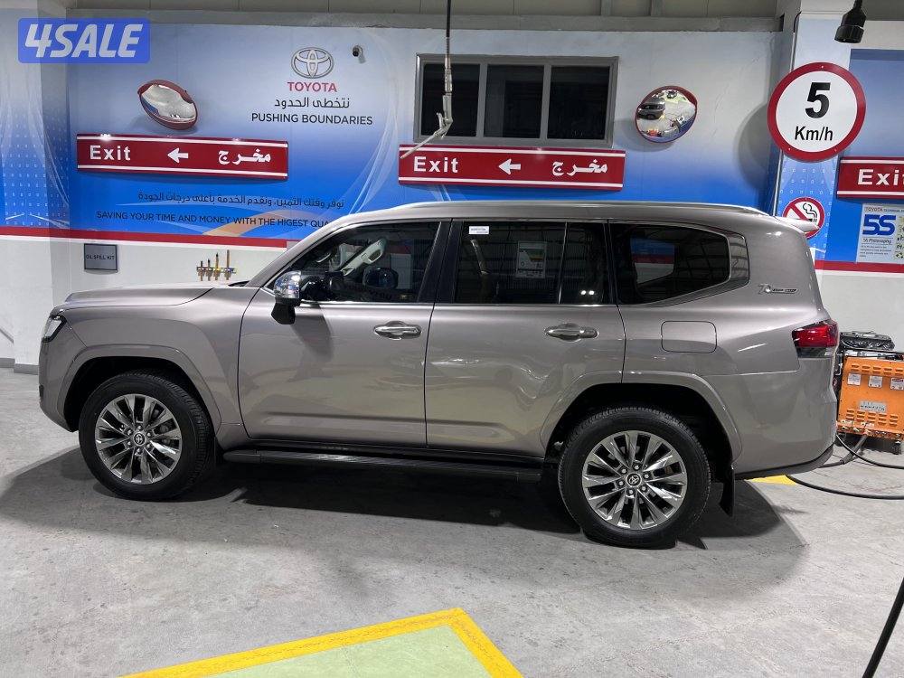 لاند كروز vx الساير1