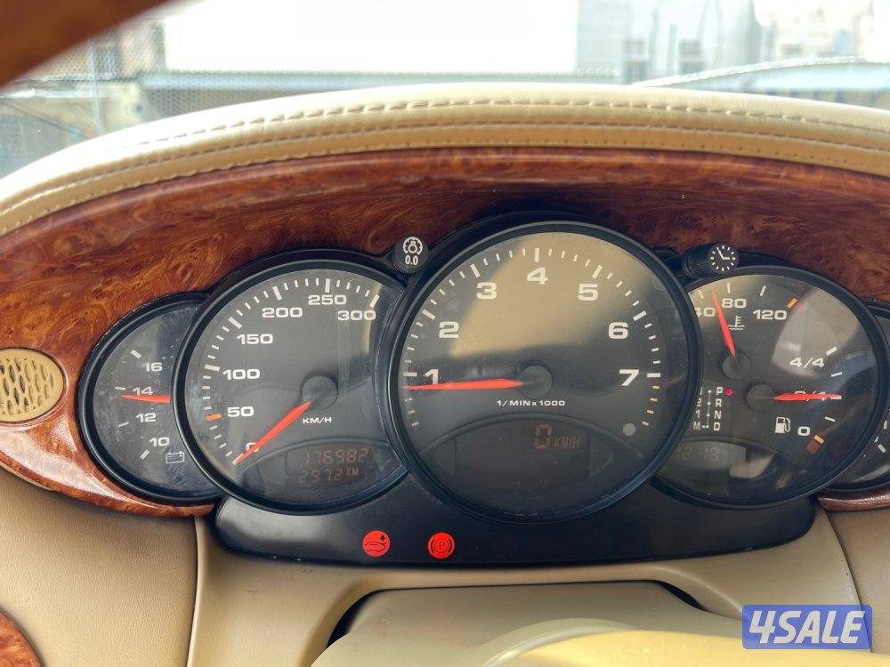 بورشة كريرا 911 فأة 996 طراز 2000 بحاله جيدة جداً تم تجديد السيارة6