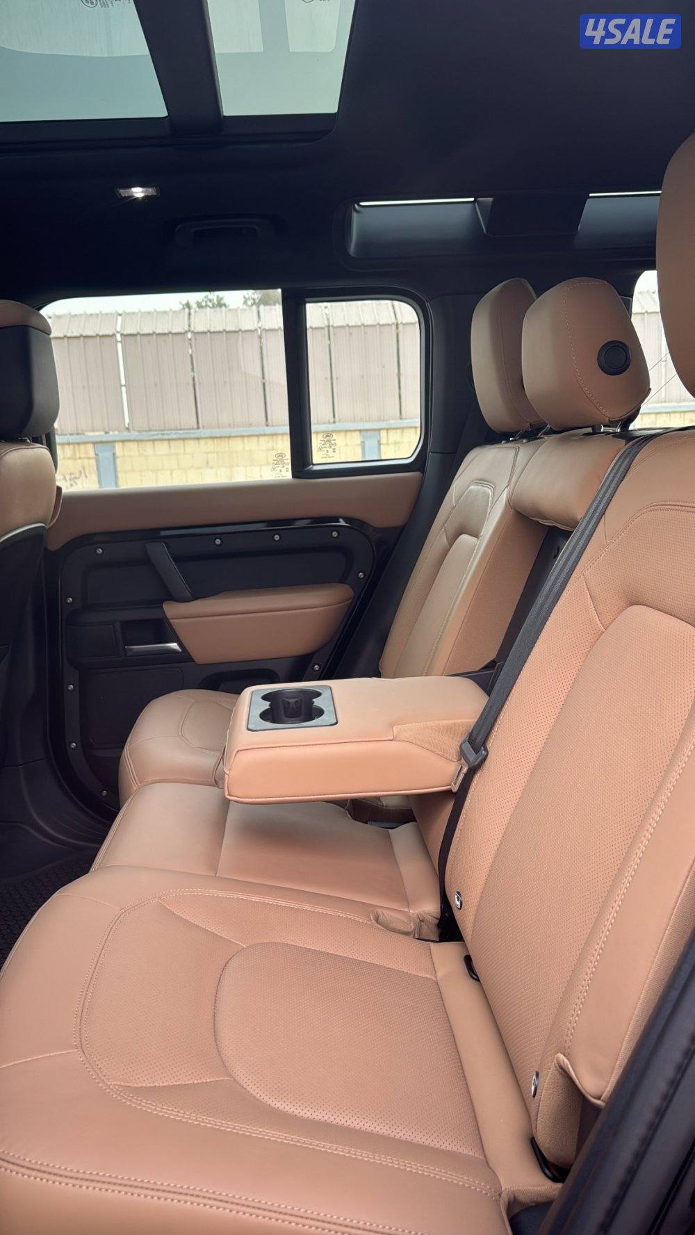 لاندروفر 20252