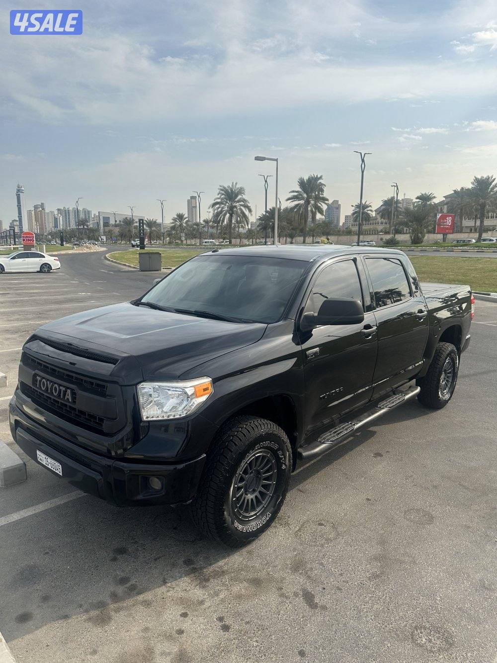 وانيت تندرا 2014 اربع ابواب0