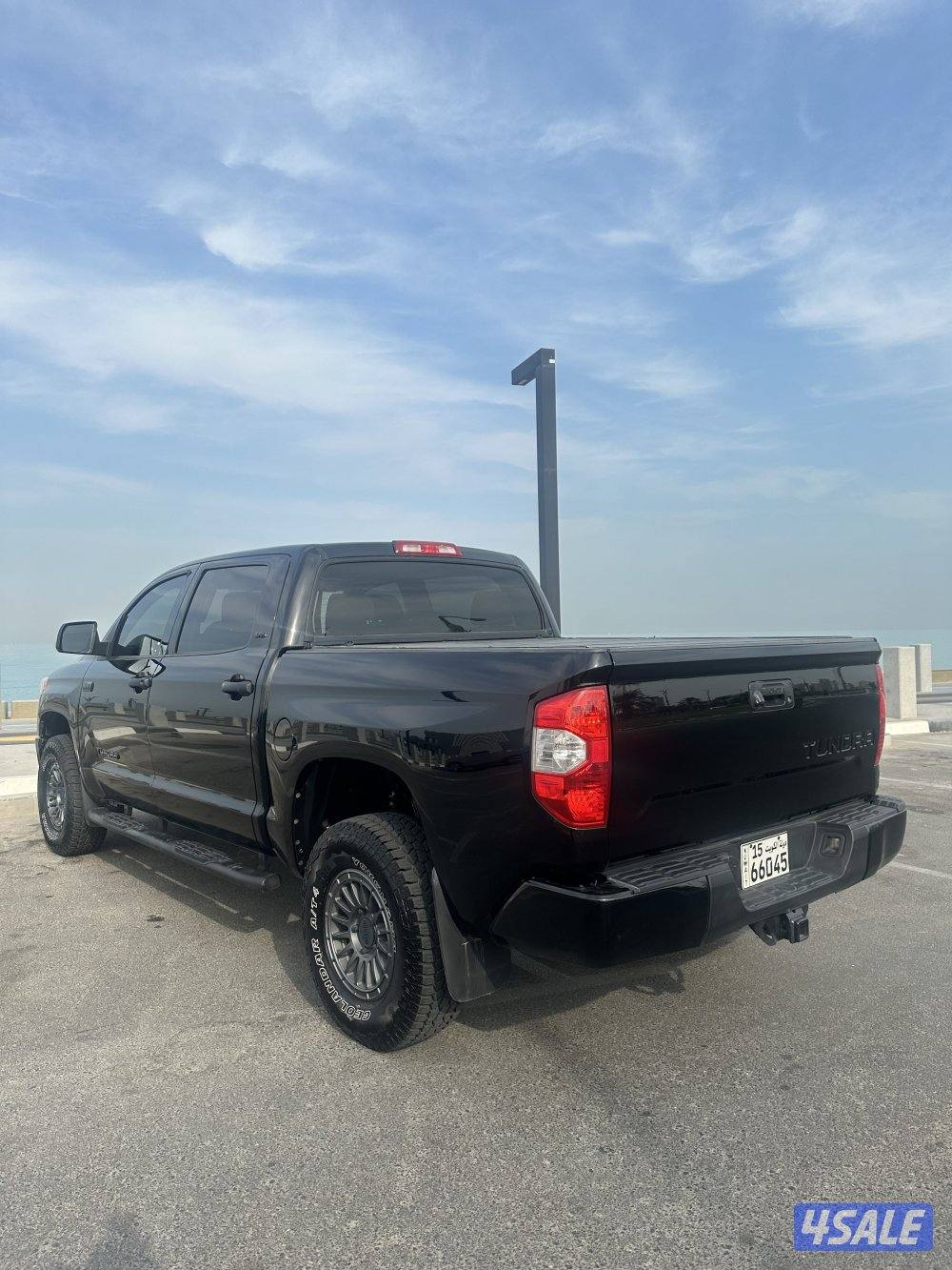 وانيت تندرا 2014 اربع ابواب1