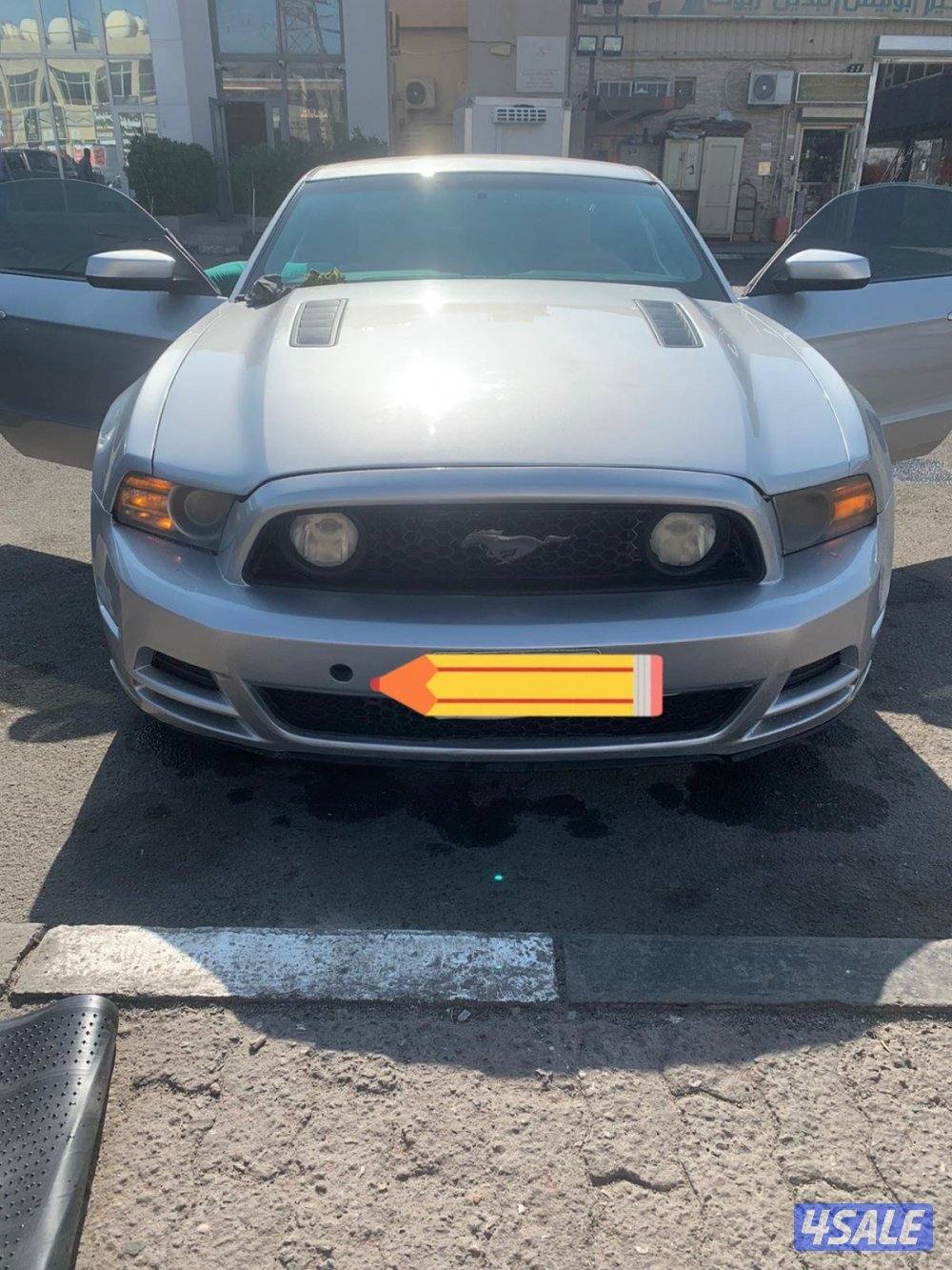 للبيع موستنق 5.0 توماتيك موديل 2013 ستوك شرط الفحص قير ومكينه وشاصي0