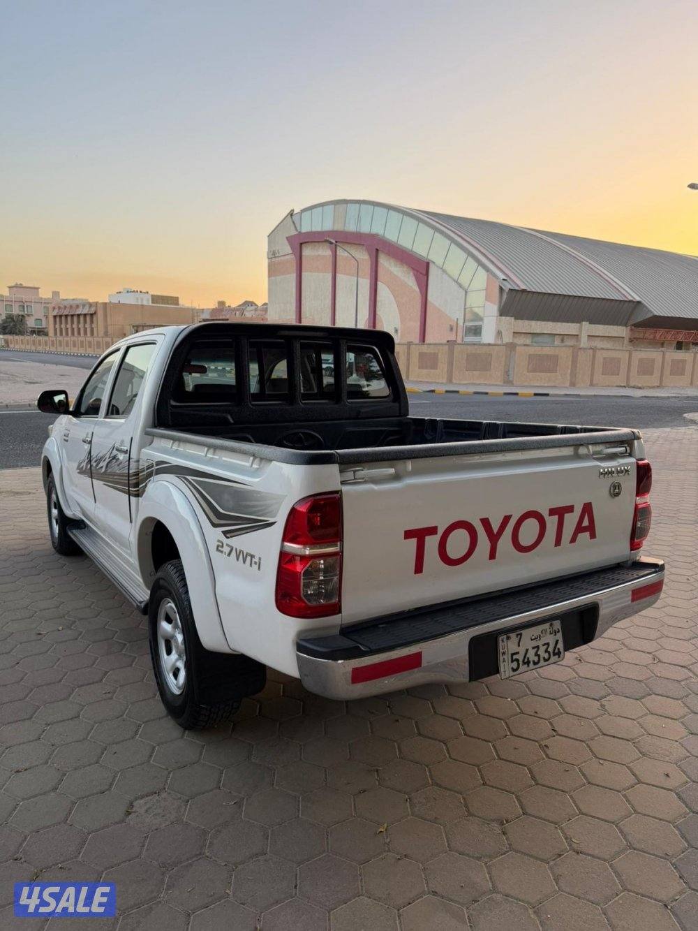 هايلكس 2013 الساير بحاله الوكاله عداد 170 الف5