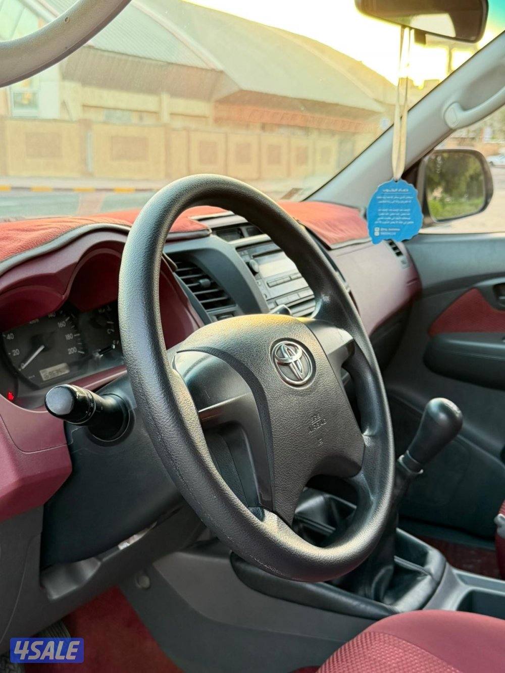 هايلكس 2013 الساير بحاله الوكاله عداد 170 الف8