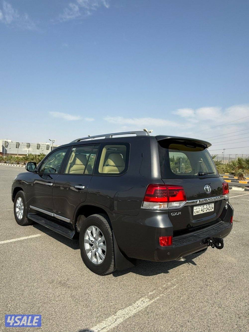 لاند كروز جلد 2017 الساير عداد 262 الف4