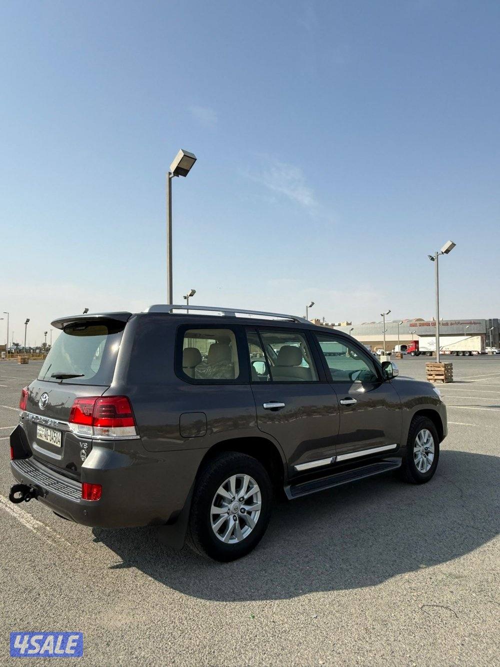 لاند كروز جلد 2017 الساير عداد 262 الف5