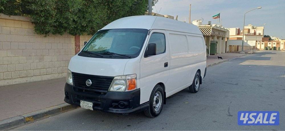 باص نيسان اورفان 2010 سقف غالي مقبل ماشي 112 بحالة نظيف0