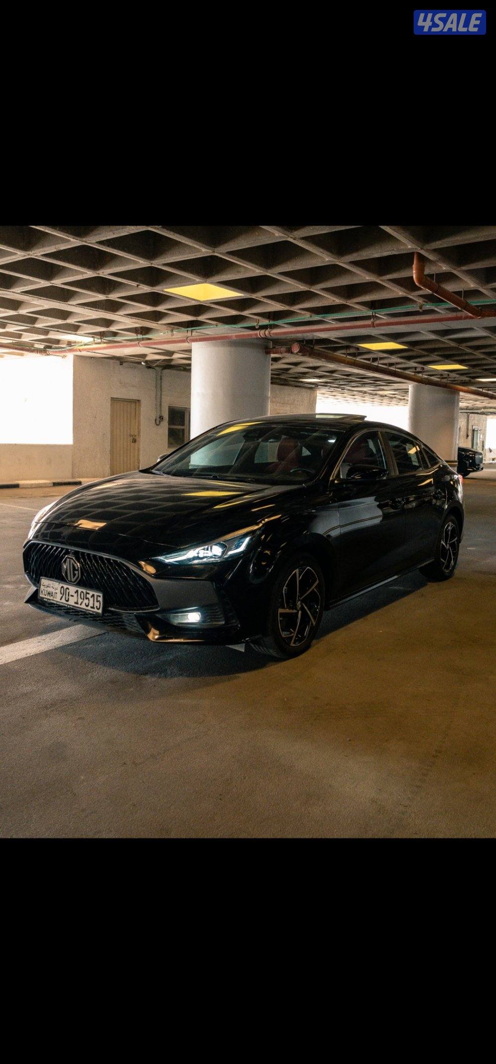 ام جي GT موديل 2025 اللون اسود من الداخل اسود بأحمر5