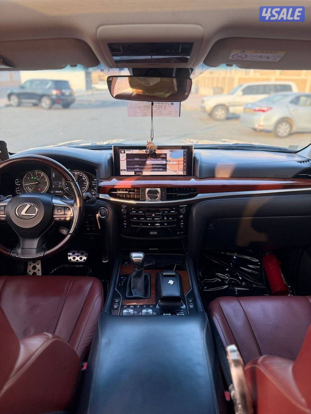 لكزس LX570 الساير 2018 سبورت بحاله الوكاله عداد 137 الف7