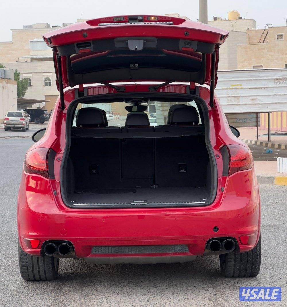 كايين GTS موديل 2014 ماشي 285 الف صبغ وكاله7