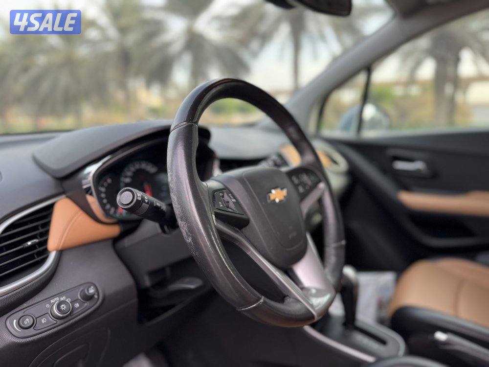 للبيع : تراكس : موديل 2019 : عداد 99 الف كم8