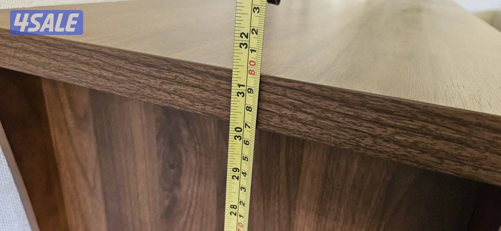 طاولة تلفزيون مع دفاية3