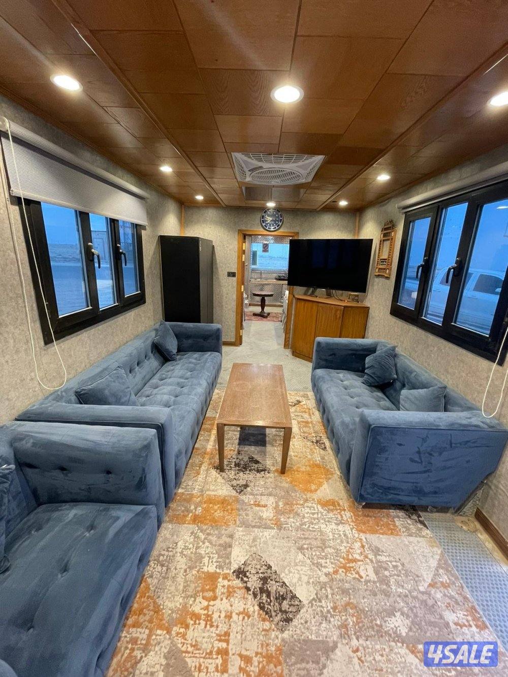 باص الماني الخطوط الجويه الكويتيه تحول الي كرفان نظيف بدون لوحات2