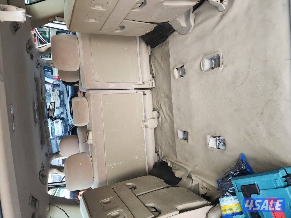 للبيع جيب لاند كروزر 2010 8 سلندر3