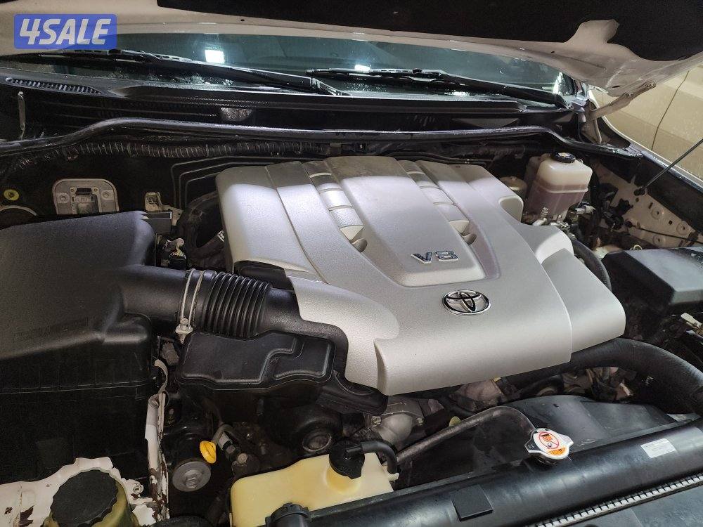 للبيع جيب لاند كروزر 2010 8 سلندر6