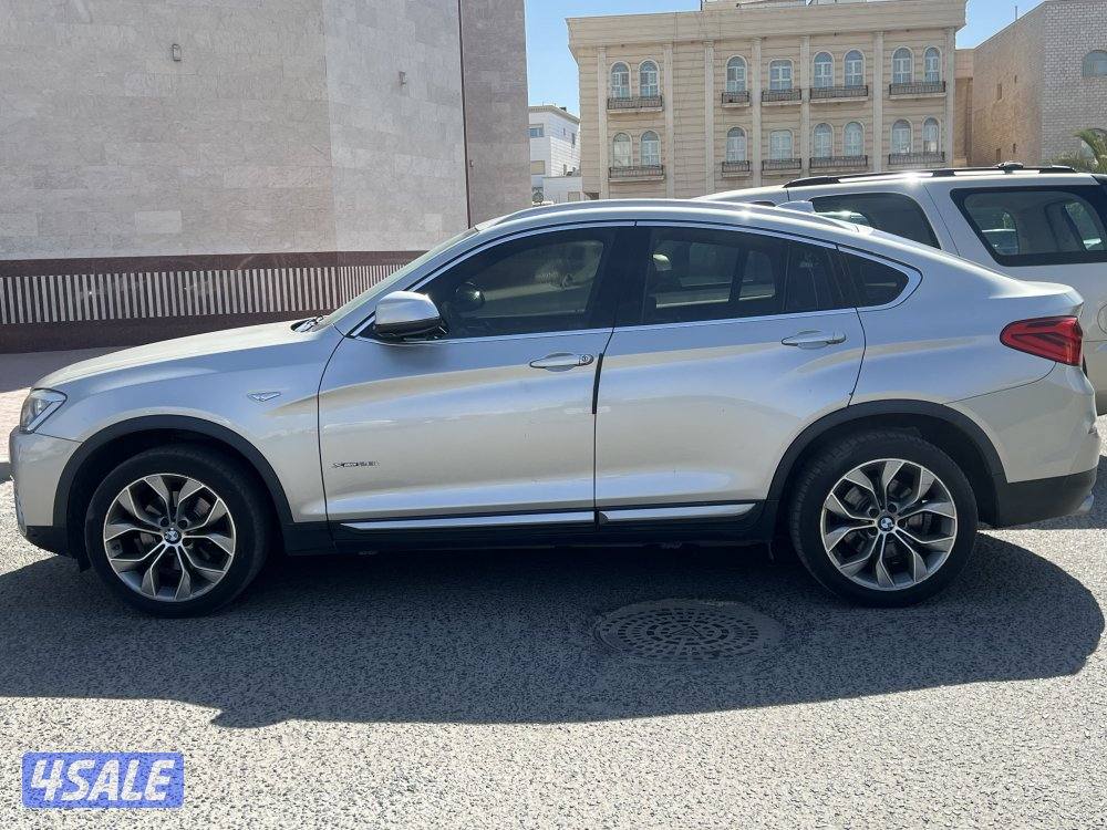 BMW X4 دقه سلف ( الي يبي نظييف)0