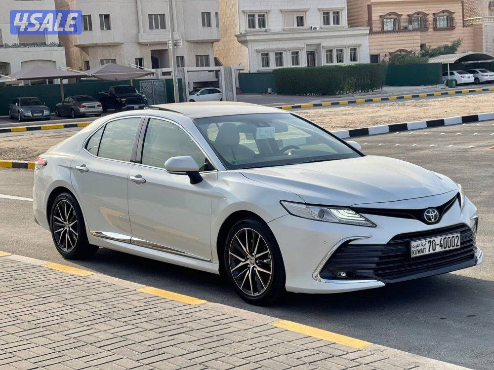 للبيع كامري 6 سلندر3