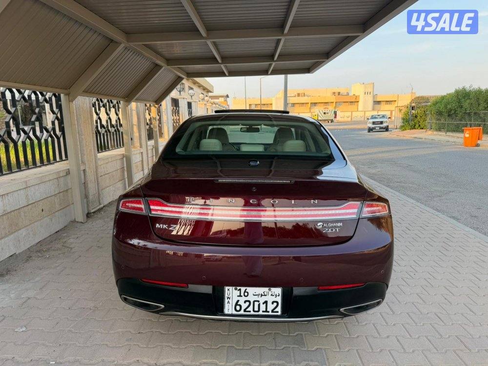 لنكولن MKZ موديل 20185