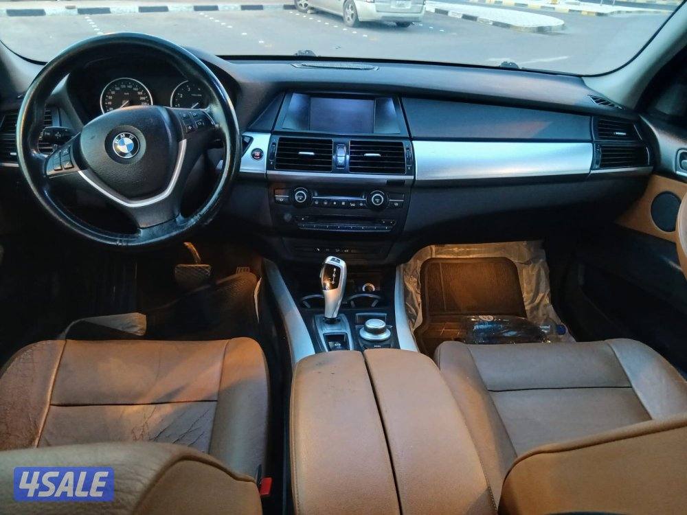 بيع جيب بي ام دبليو X511