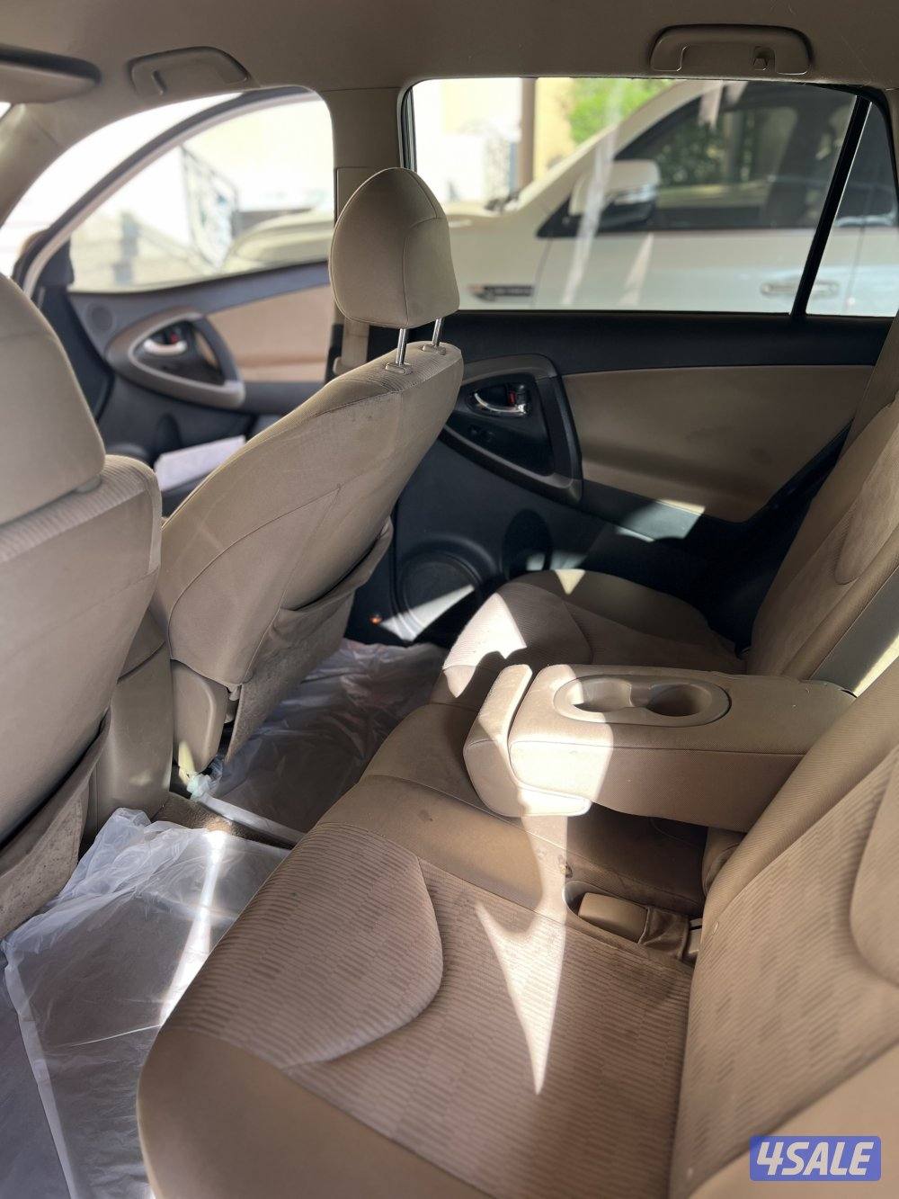 للبيع راف فور 2012 نضيفه ماتشتكي من شي ماشيه 260 مكيف ثلج حراره ثابته6