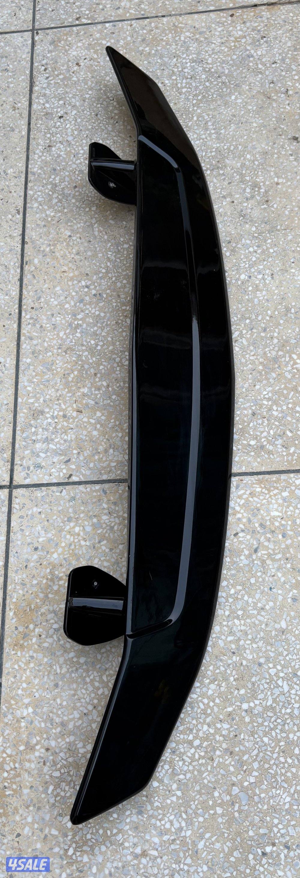 للبيع حماية دعامية   جمني وللبيع جناح يركب لجميع السيارات بسعر 18 دينا1