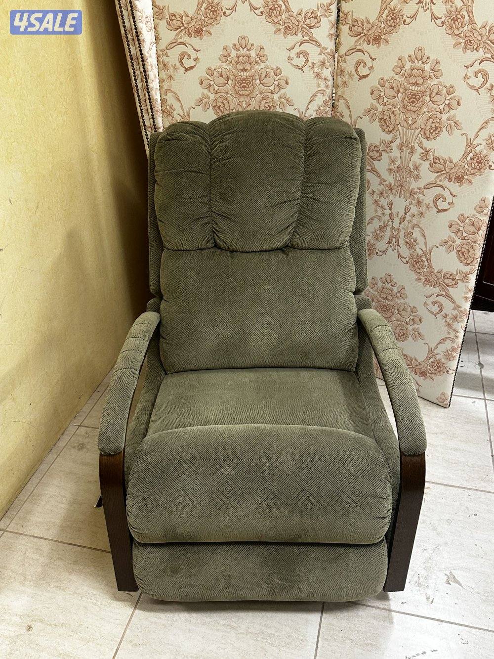 للبيع كرسي استرخاء ليزي بوي الأصلي1