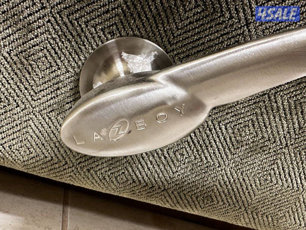 للبيع كرسي استرخاء ليزي بوي الأصلي2