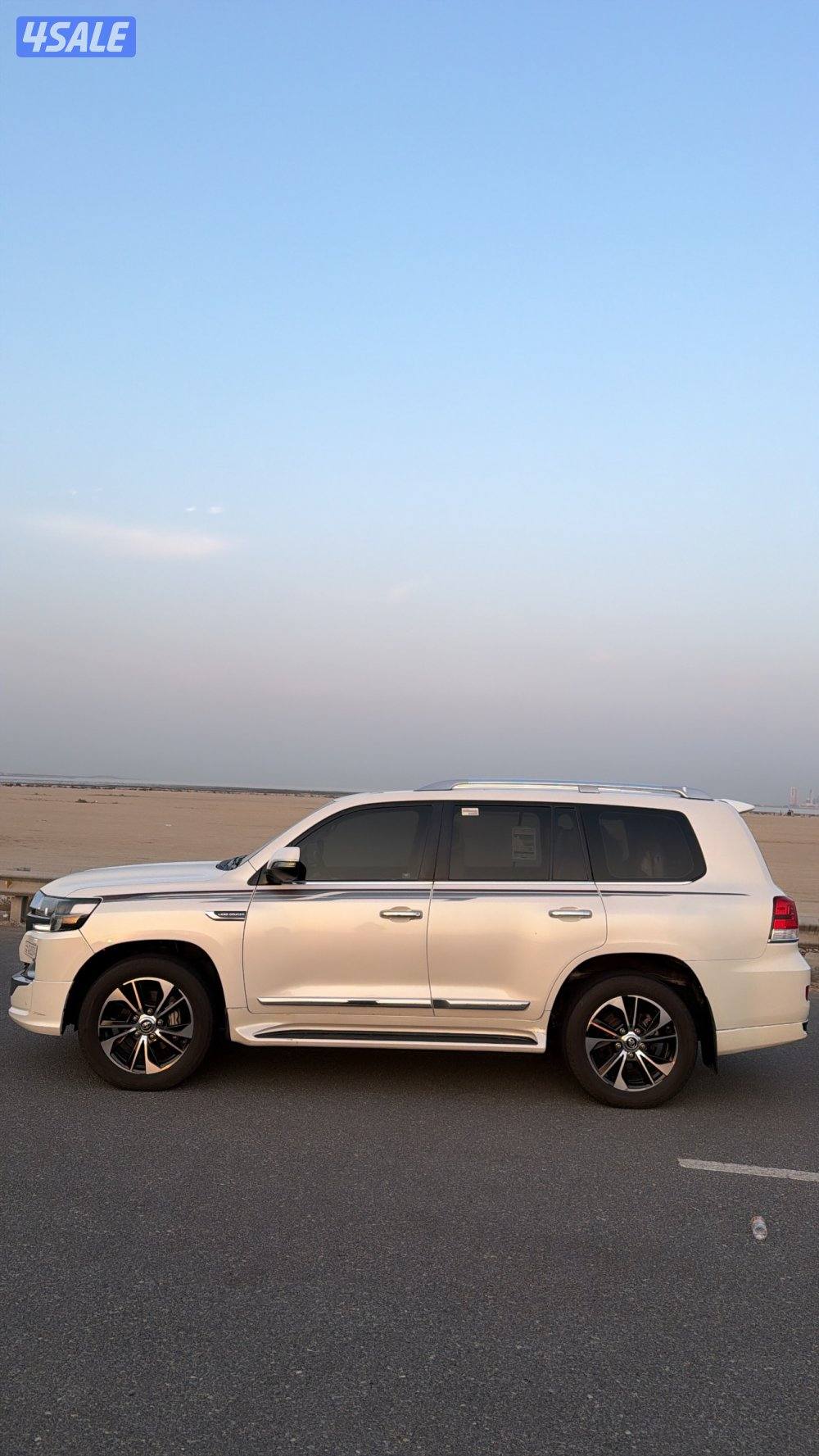 لاند كروزر قراند تورنق 2020 GXR2