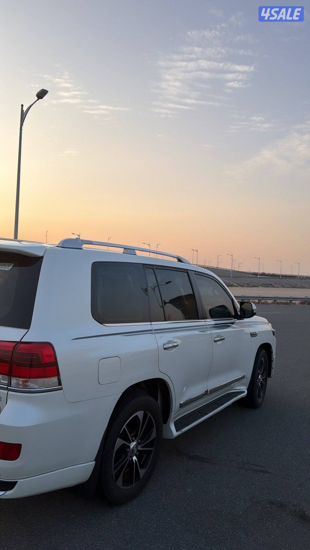 لاند كروزر قراند تورنق 2020 GXR6