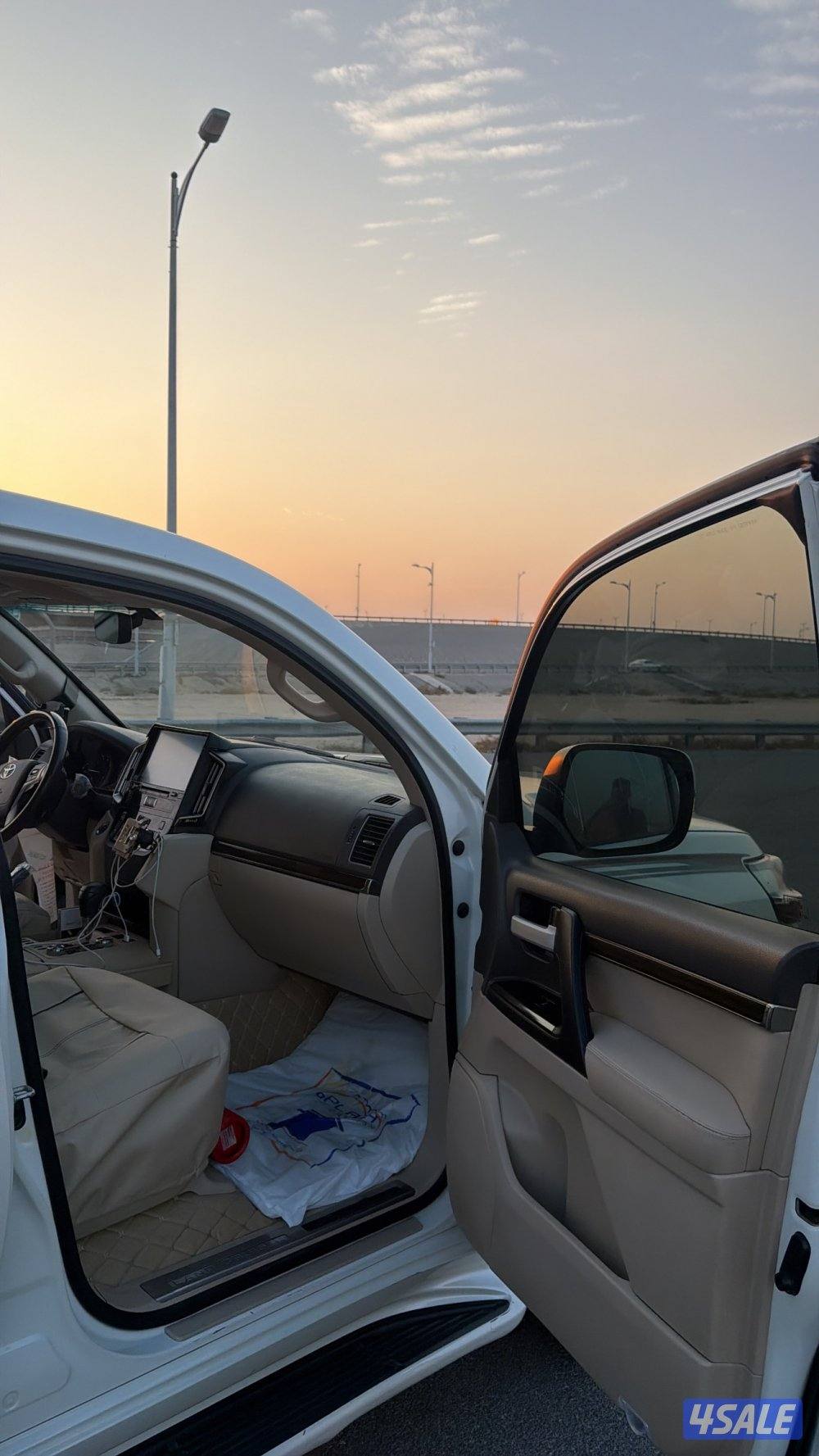 لاند كروزر قراند تورنق 2020 GXR8