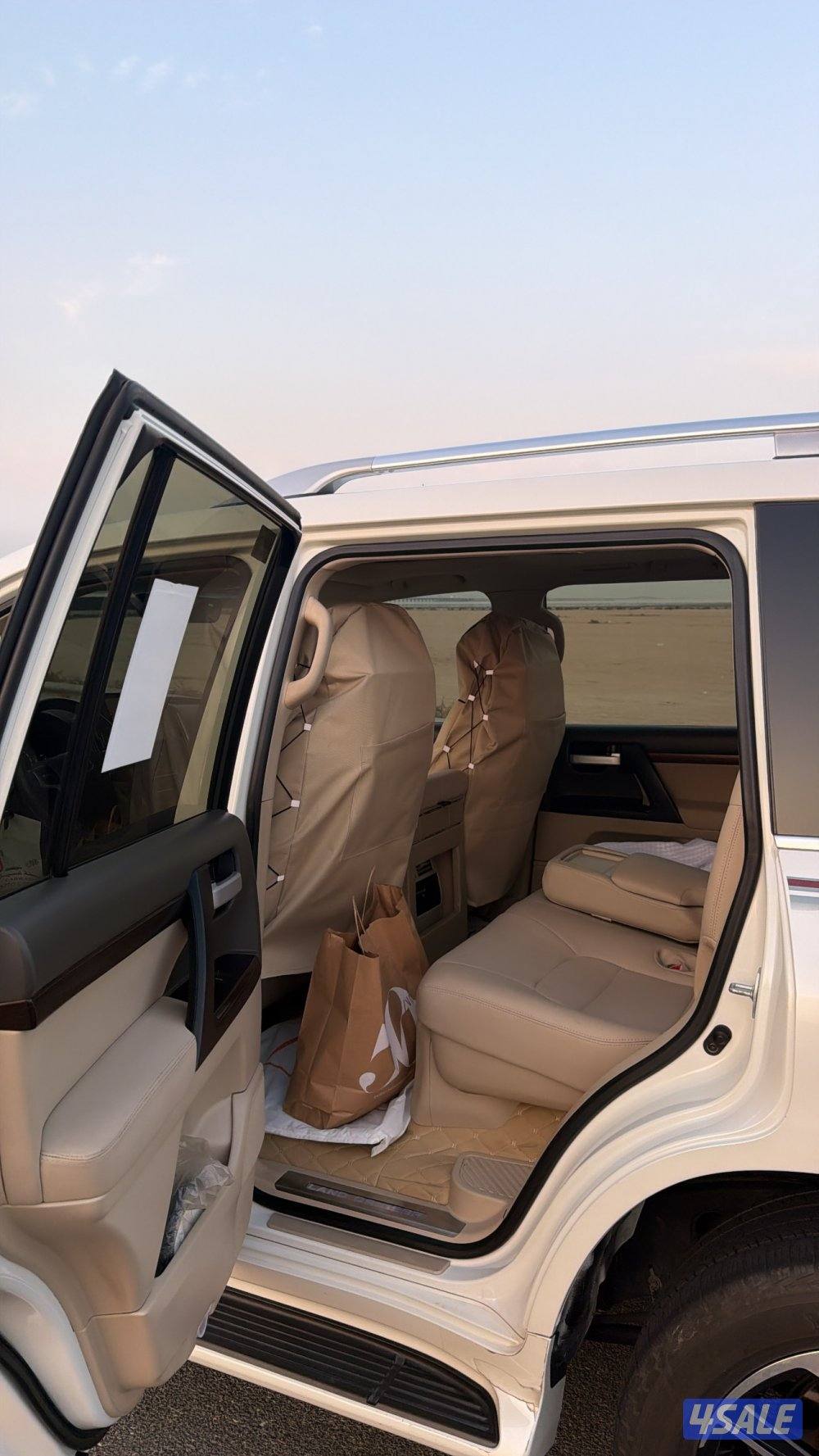 لاند كروزر قراند تورنق 2020 GXR11