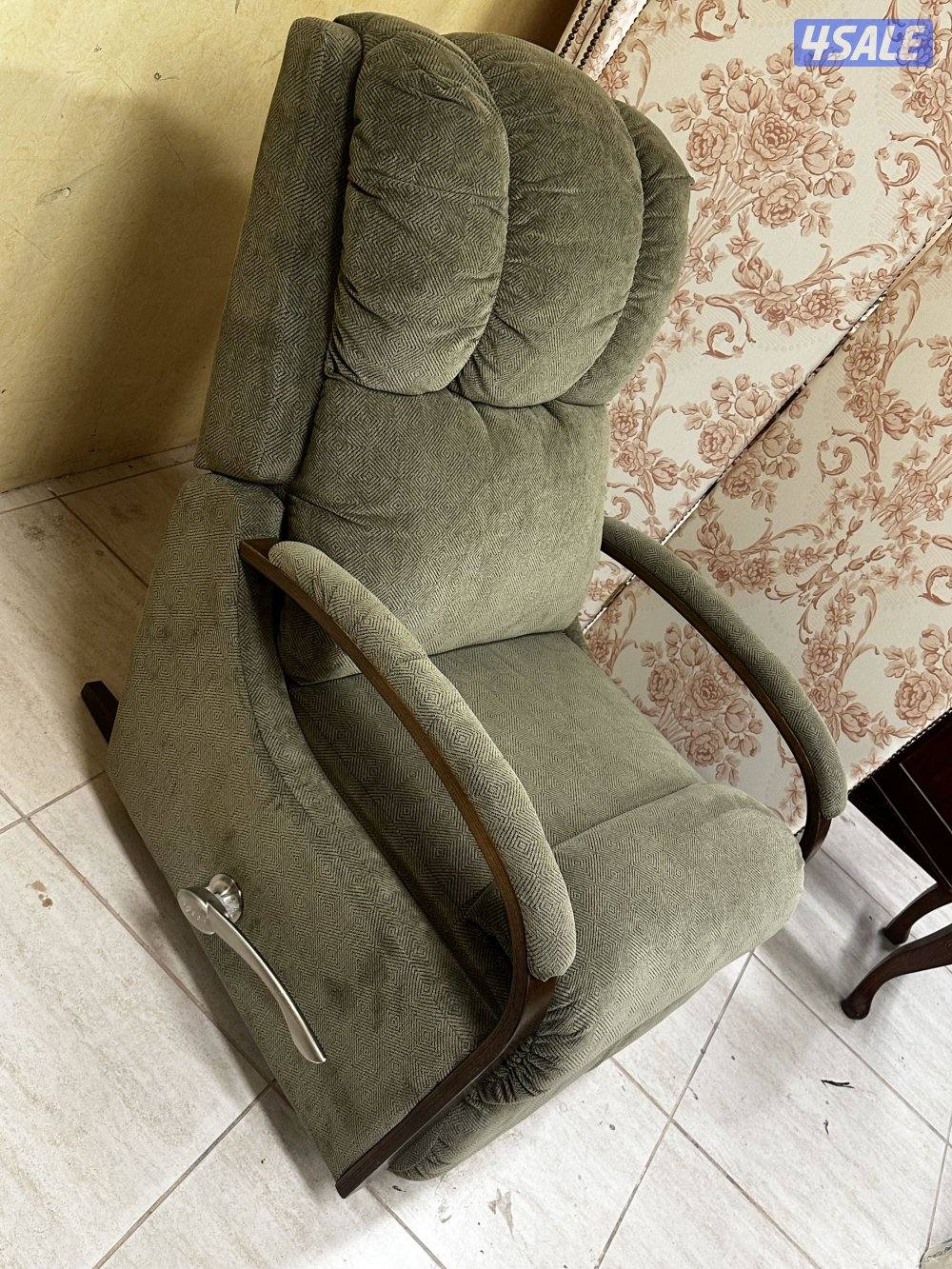 للبيع كرسي استرخاء ليزي بوي0