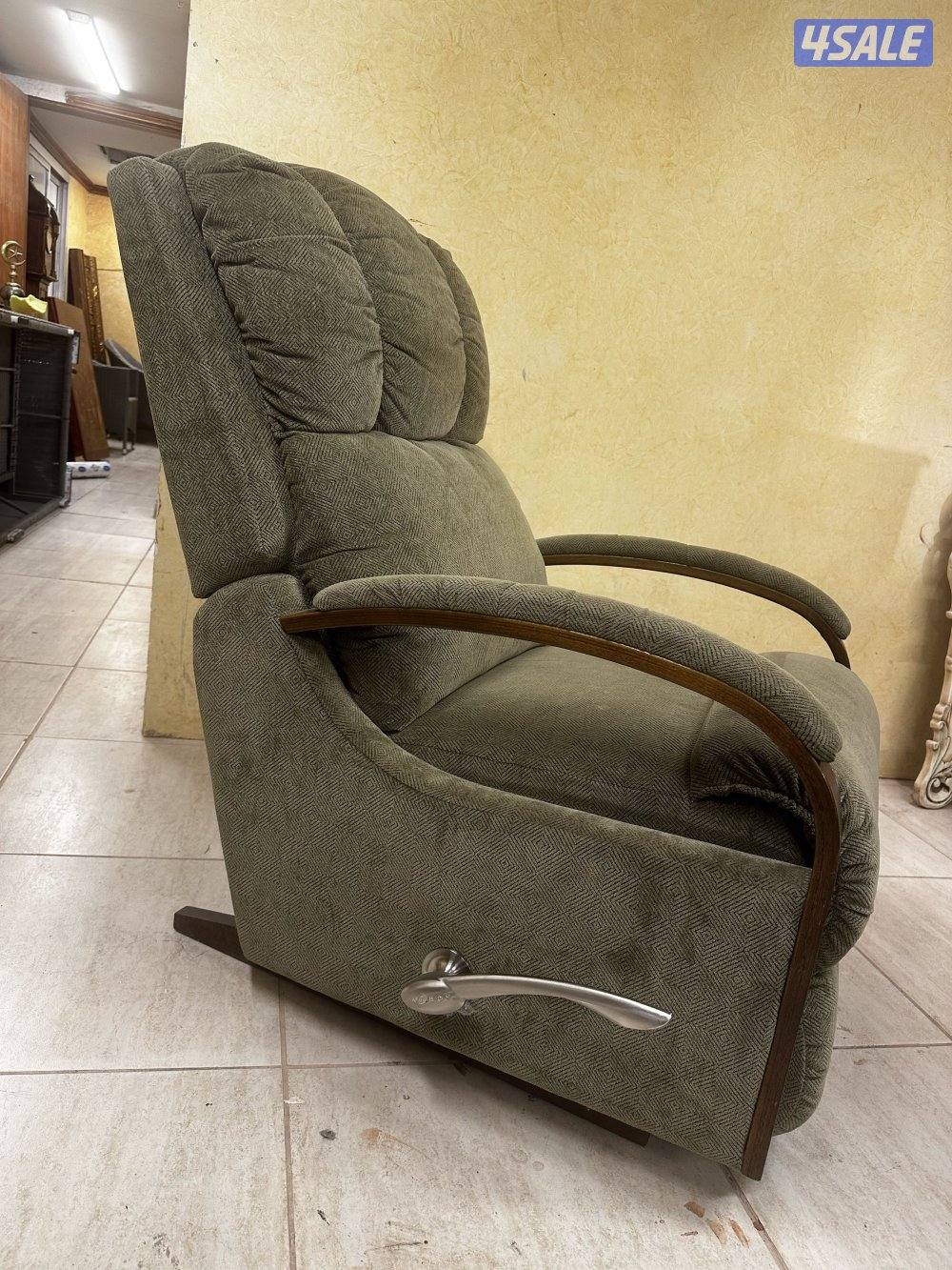 للبيع كرسي استرخاء ليزي بوي1