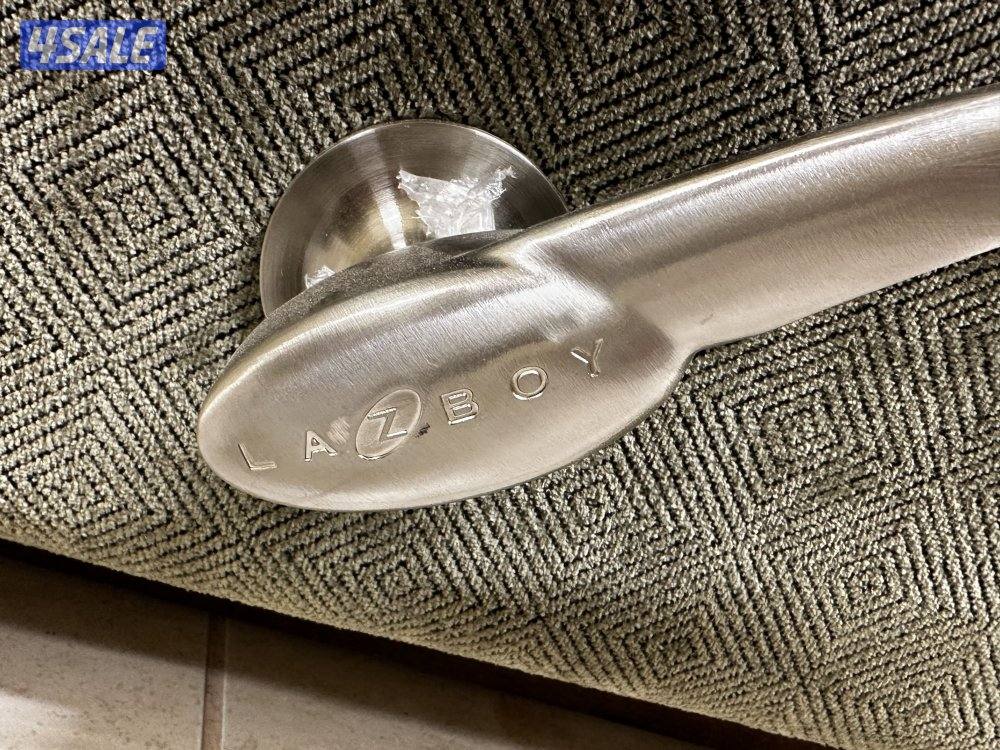 للبيع كرسي استرخاء ليزي بوي4