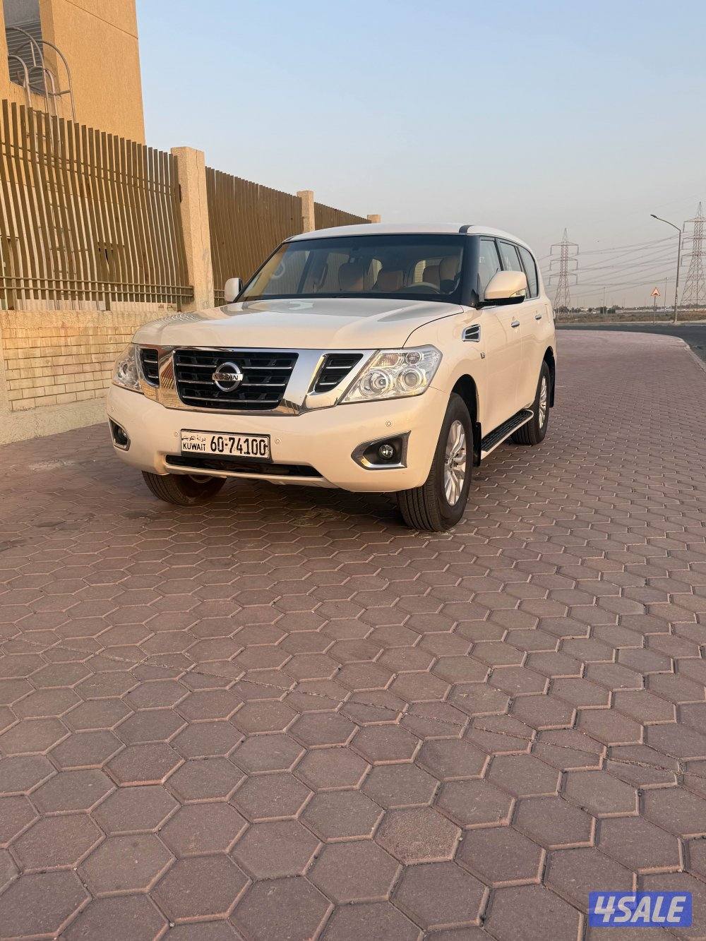 للبيع باترول 2015 ماشي 217 الف شرط النظافه2