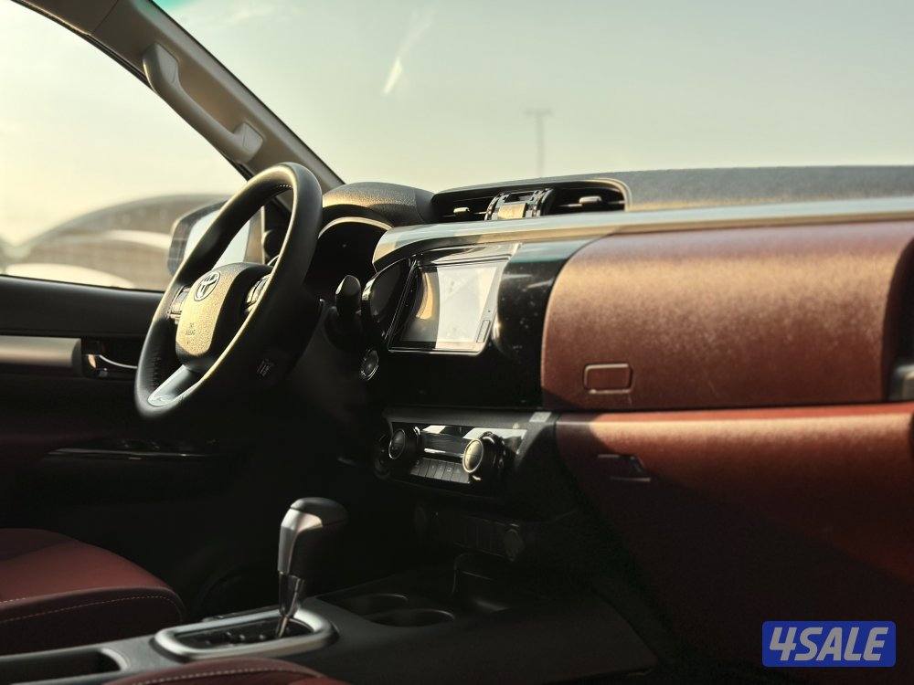 معرض القمة🚩8