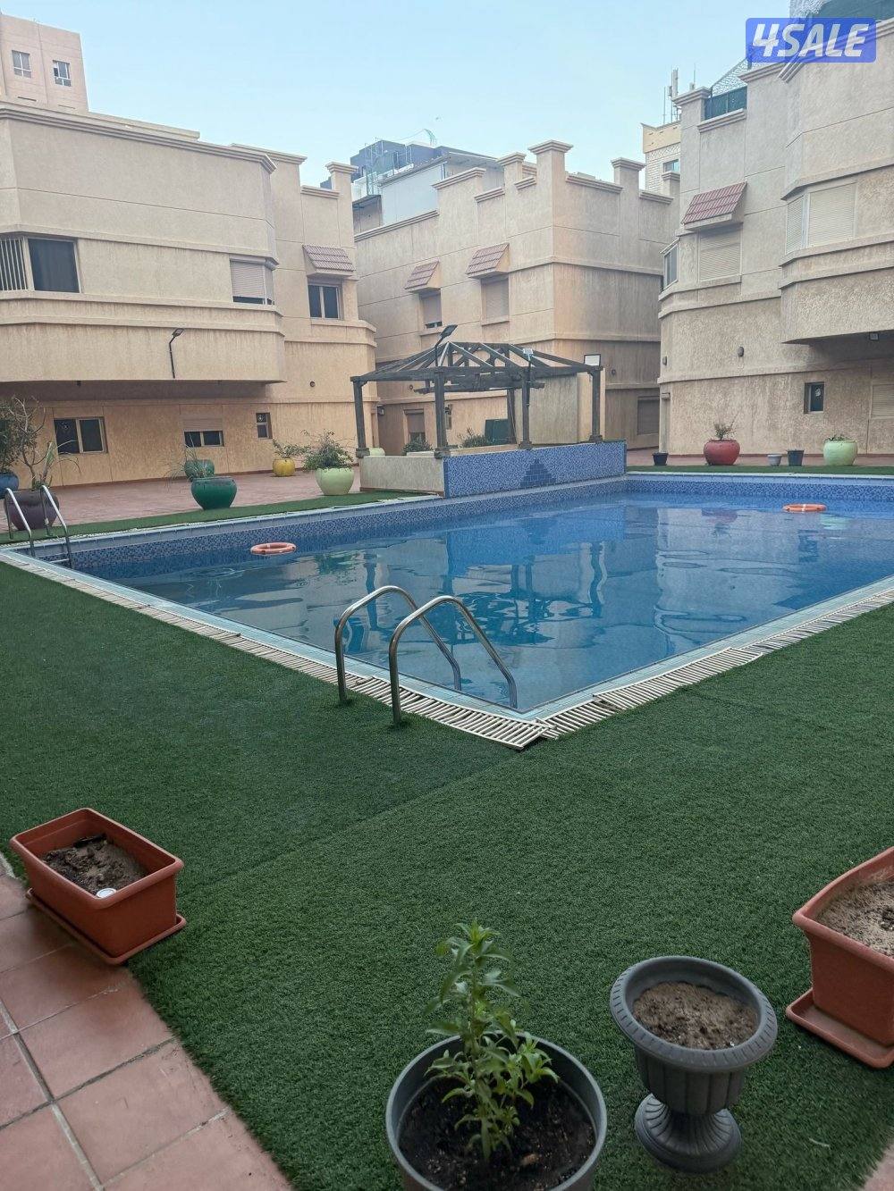 للبيع شقه بالمهبوله داخل مجمع مساحه 200 متر مطابقه لشروط بنك التسليف1