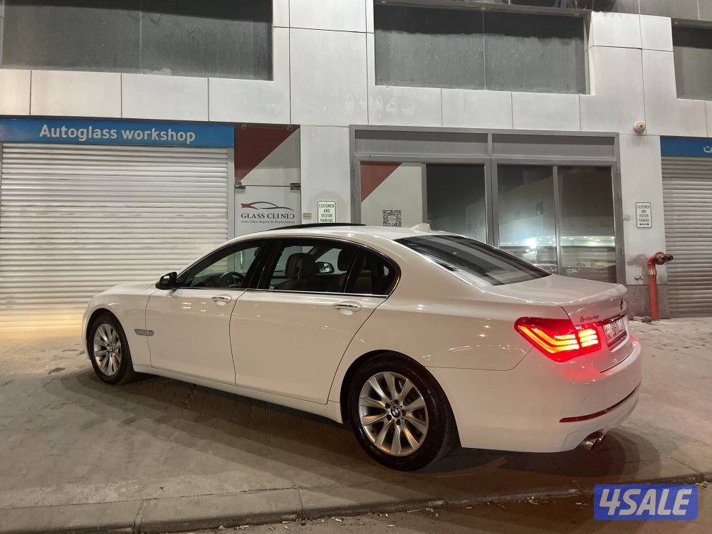 للبيع بي ام مديل ٢٠١٥.   وارد الغانم. Li730.  شرط الفحص عداد١٦٥2