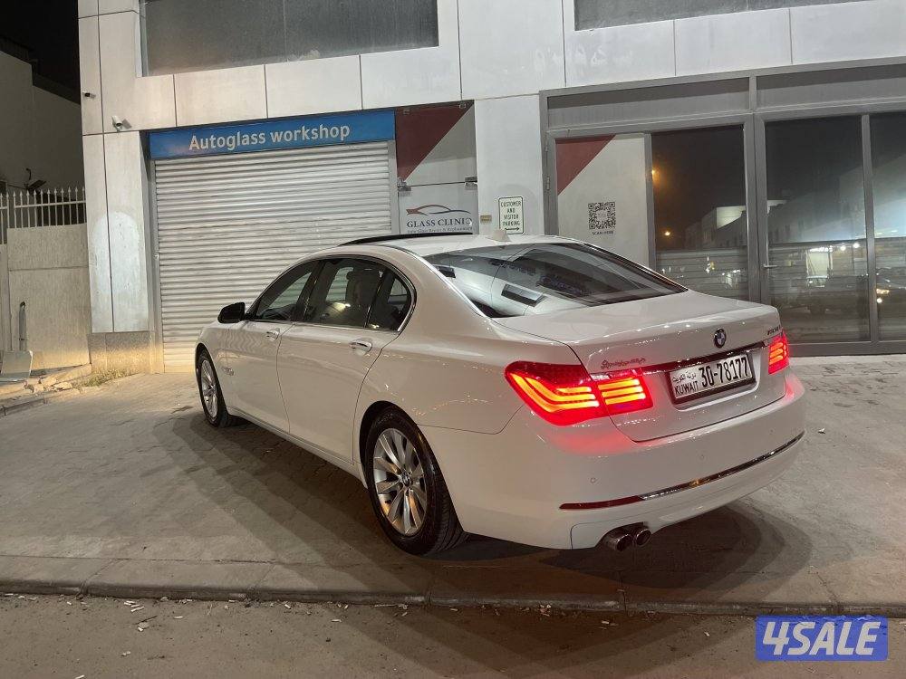 للبيع بي ام مديل ٢٠١٥.   وارد الغانم. Li730.  شرط الفحص عداد١٦٥3