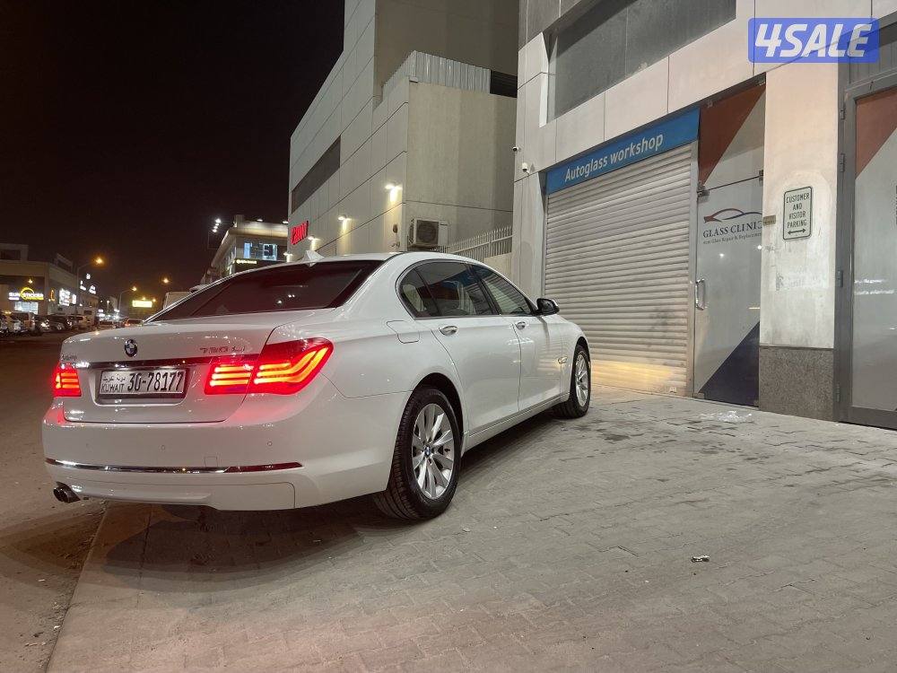 للبيع بي ام مديل ٢٠١٥.   وارد الغانم. Li730.  شرط الفحص عداد١٦٥6