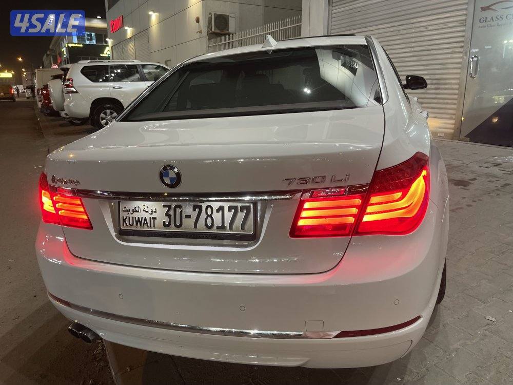 للبيع بي ام مديل ٢٠١٥.   وارد الغانم. Li730.  شرط الفحص عداد١٦٥7