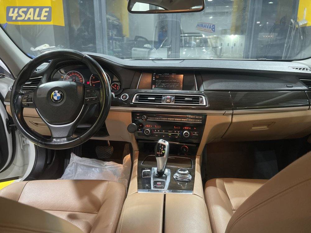 للبيع بي ام مديل ٢٠١٥.   وارد الغانم. Li730.  شرط الفحص عداد١٦٥11