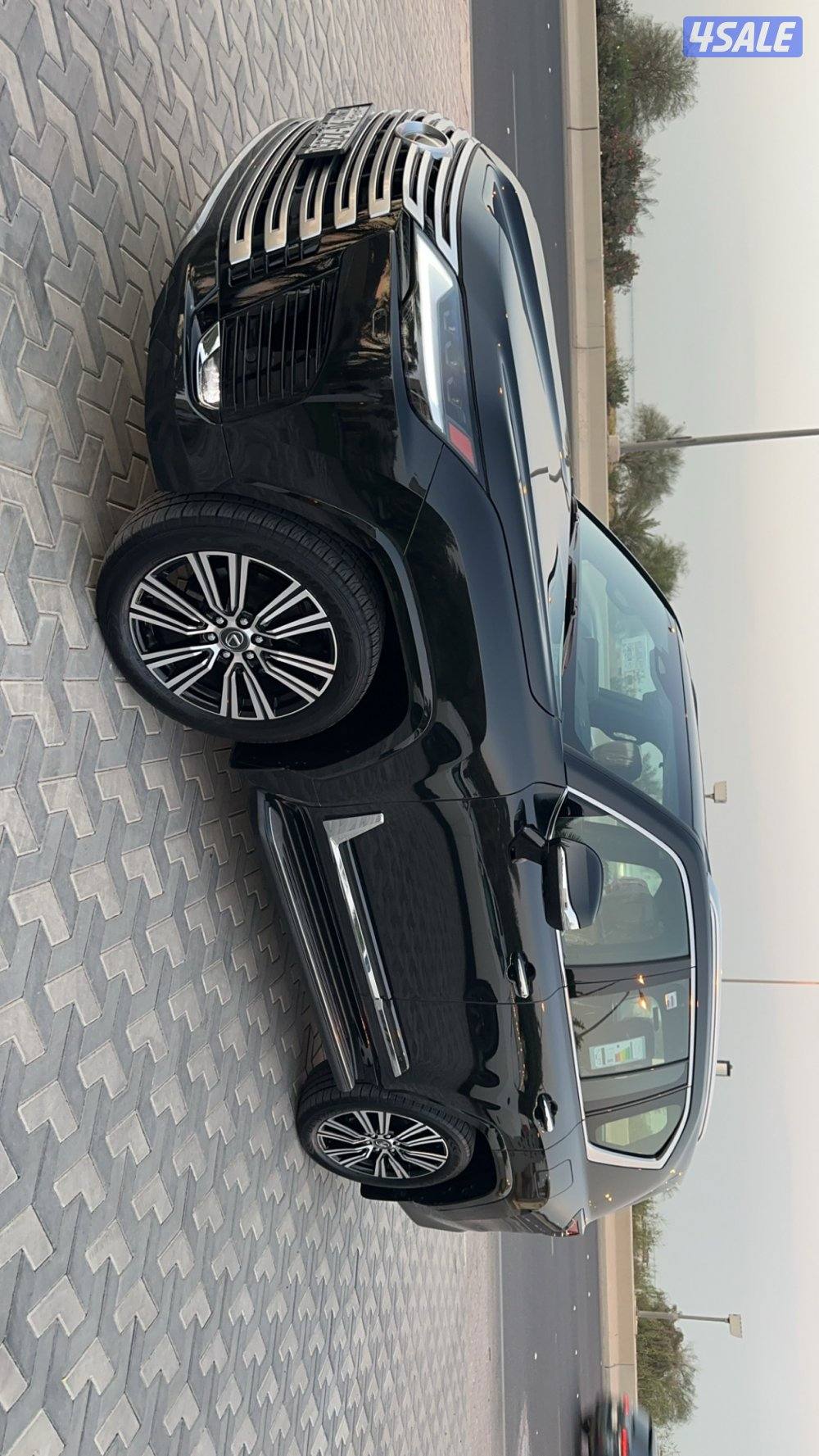 للييع جيب لكسز LX6000