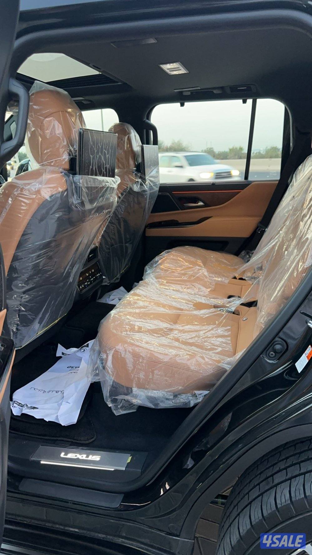 للييع جيب لكسز LX6008