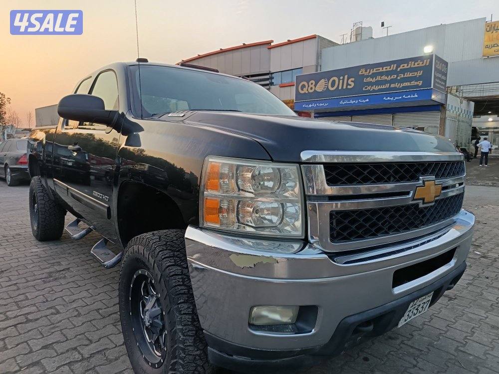 وانيت شفر سلفرادو2500HD باب ونص 2012الغانم دبل جير مرفع رنجات تواير5