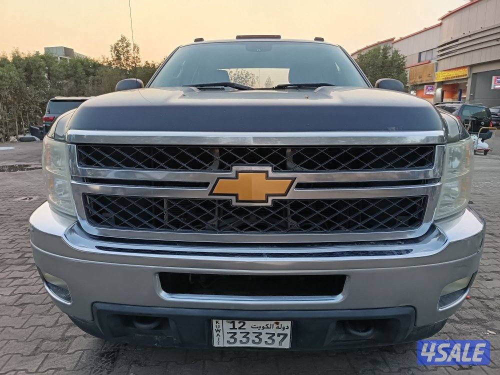 وانيت شفر سلفرادو2500HD باب ونص 2012الغانم دبل جير مرفع رنجات تواير4