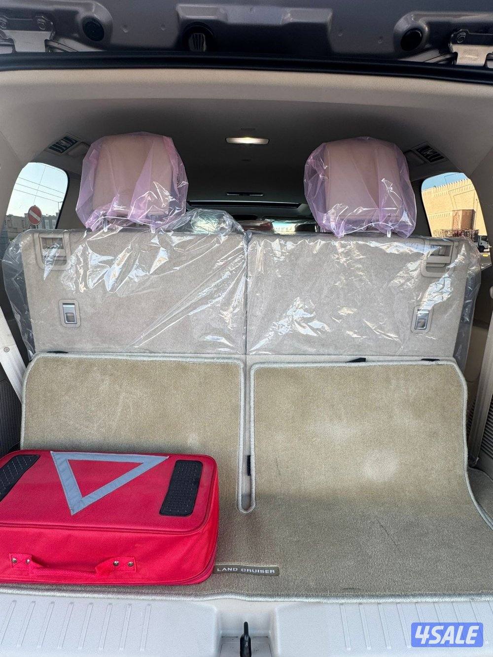 لاند كروزر VX عداد 75 الف صبغ الوكالة وارد الساير6