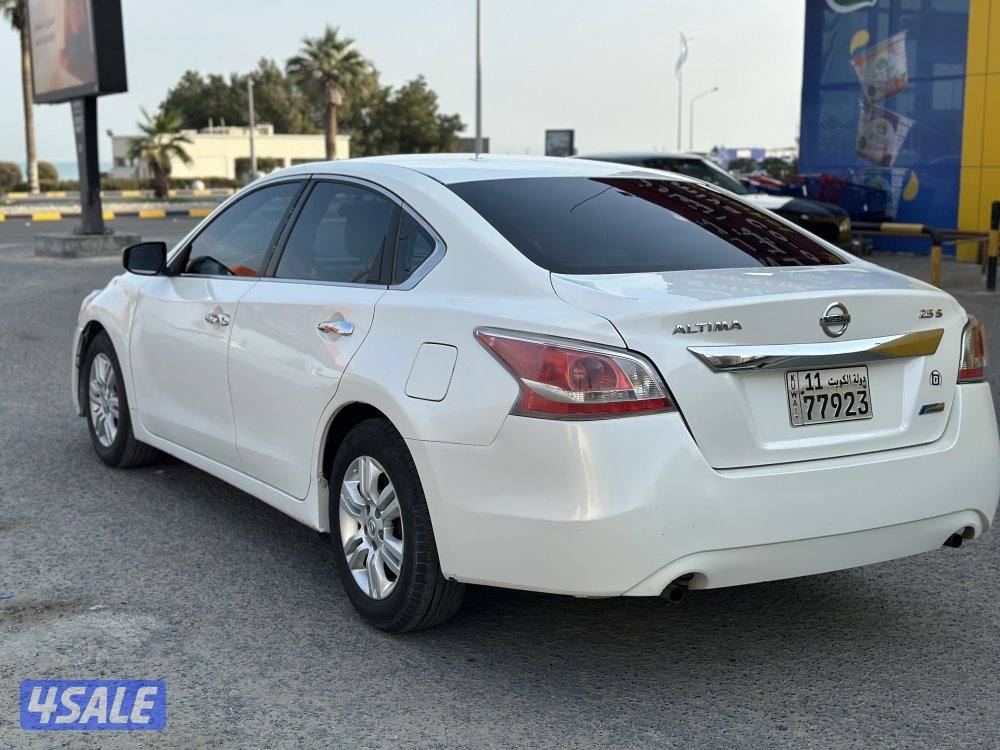 Altima 2013 نظيف0
