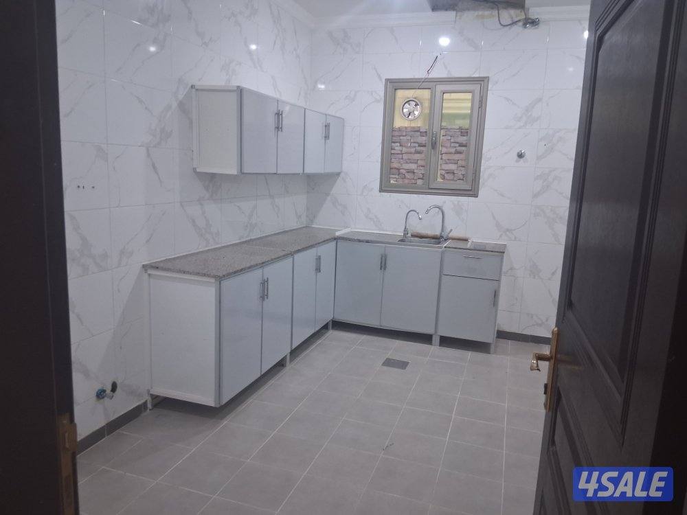 للايجار شقه الفنطيس جديد مساحات الكبير3