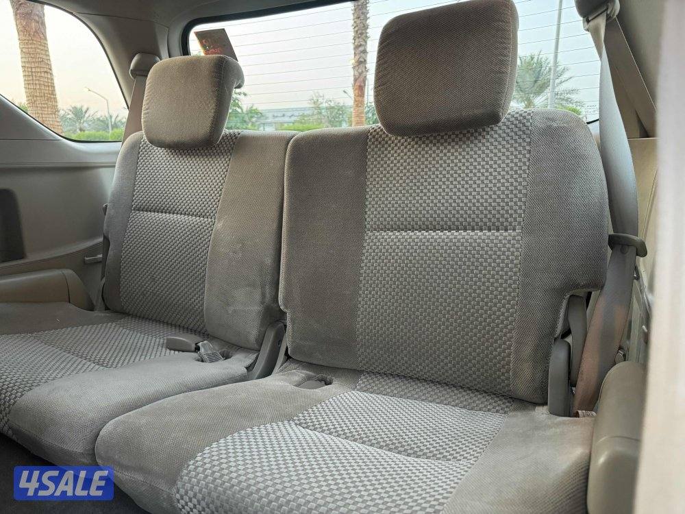 فورتنر V4 موديل 2013 عداد 188 بحاله ممتازه جدا5